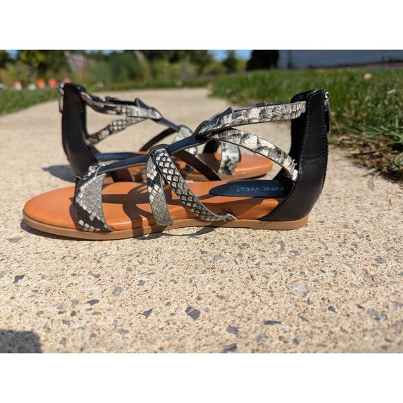 NWOT Nine West Caila Gladiator Sandals Womens 7.5 M Snake Animal Print Flats - Picture 6 of 11